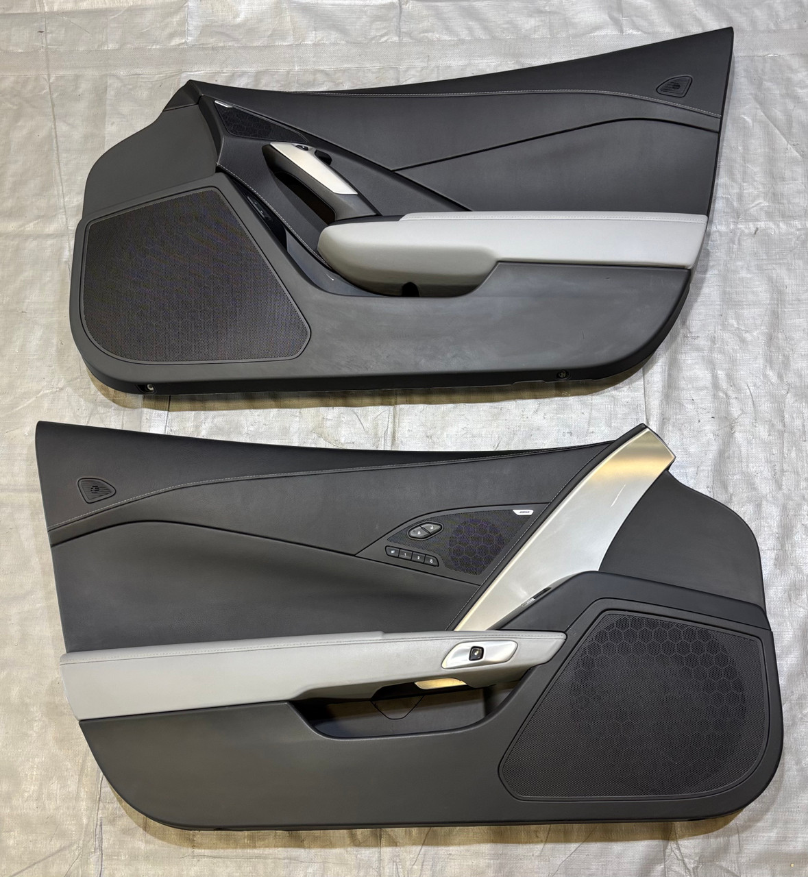 IMG_8215__18214.1777485299.jpg 2014-2019 Chevrolet C7 Corvette 2LT Interior Door Panels w/ Memory / Gray Leather / C7008 - Image 1