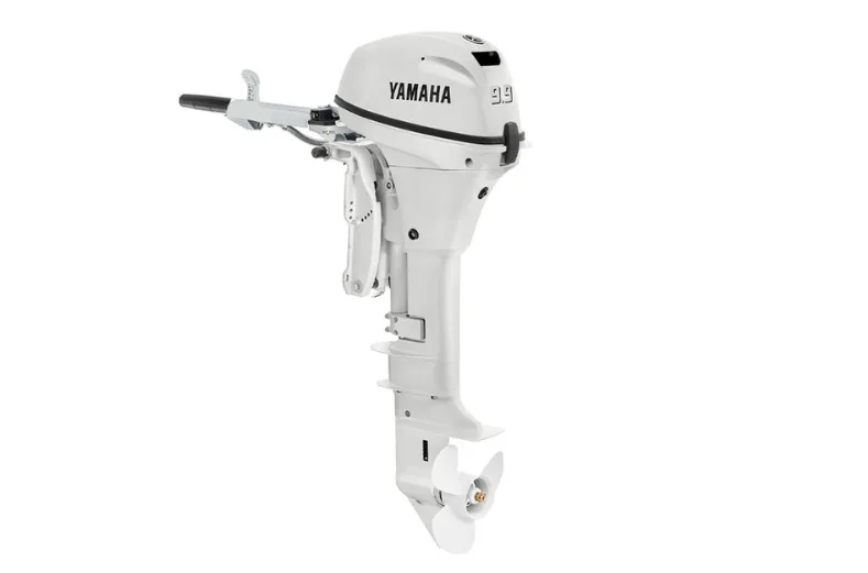 cd8bc9f6b3560cdea2d6a73409e75b7d Yamaha 9.9 HP Outboard Motor — Manual Start, Tiller Control - Image 1
