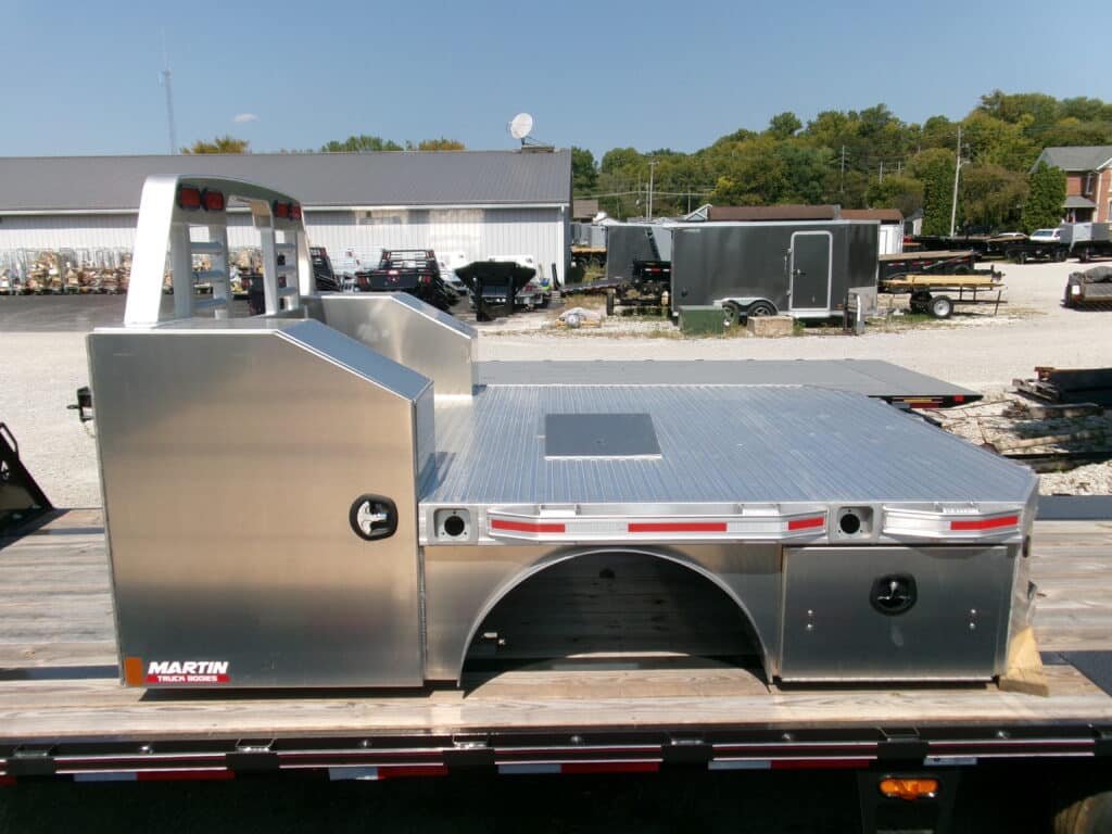 KODAK Digital Still Camera Martin SBV 98″x 112″ Aluminum Truck Bed Stock #240706 – Spencer Trailers - Image 1