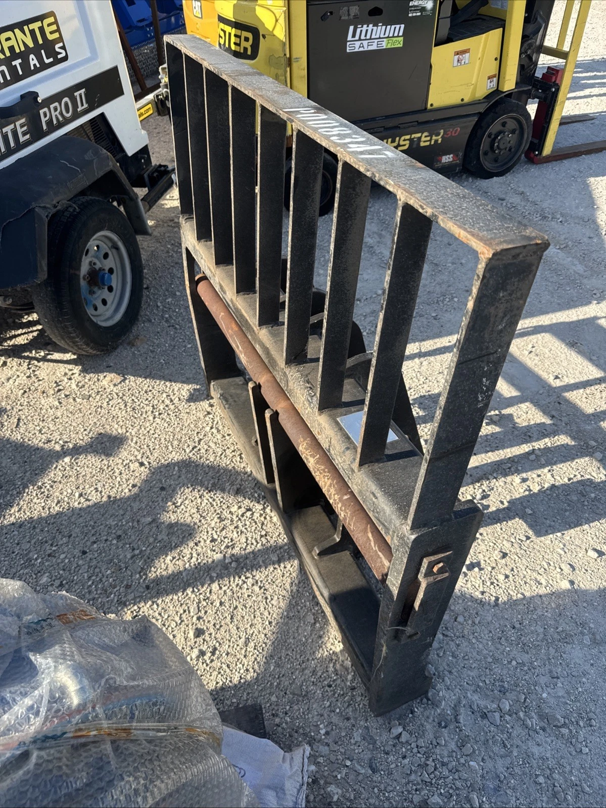 s-l1600-29.webp Cat 910k 910m 914k 918m Wheel Loader Forklift Mast - Image 1